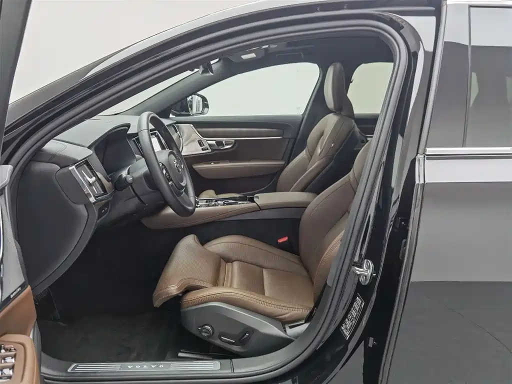 Volvo S90 PHEV 2024 — фото 10