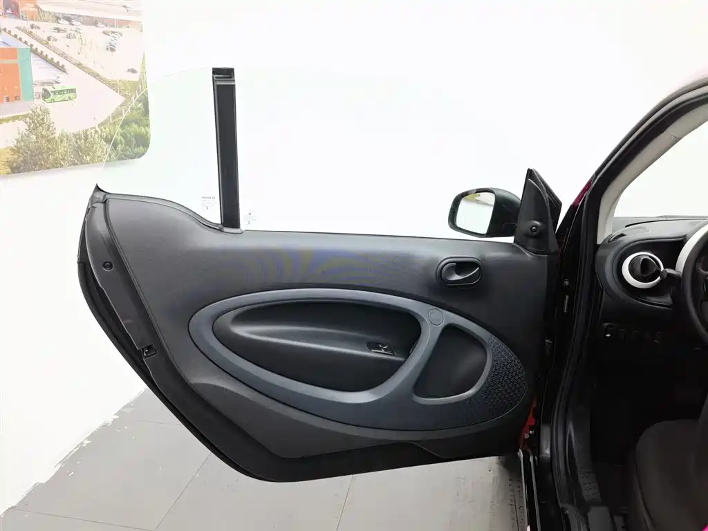 smart Fortwo 2017 — фото 8