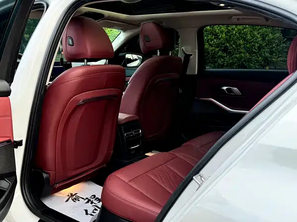 BMW i3 2024