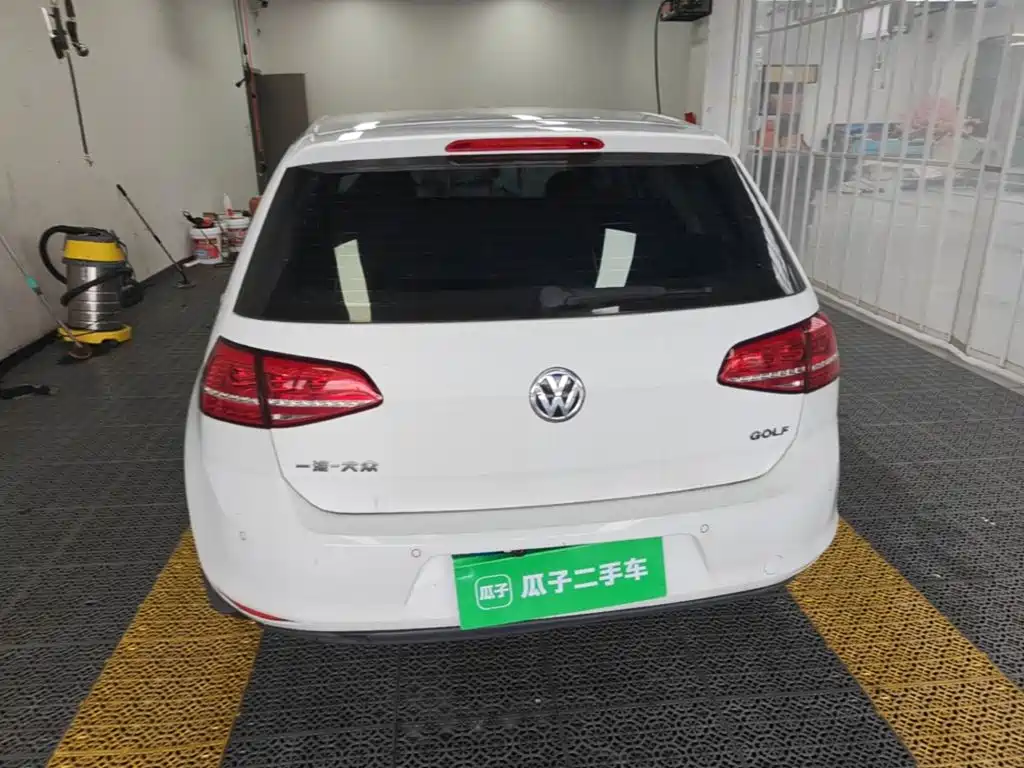 Volkswagen Golf 2016