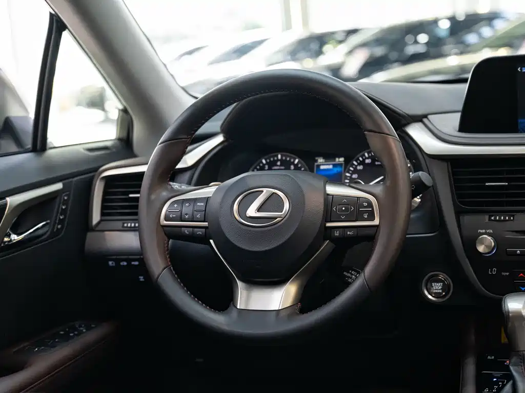 Lexus RX 2023 — фото 14