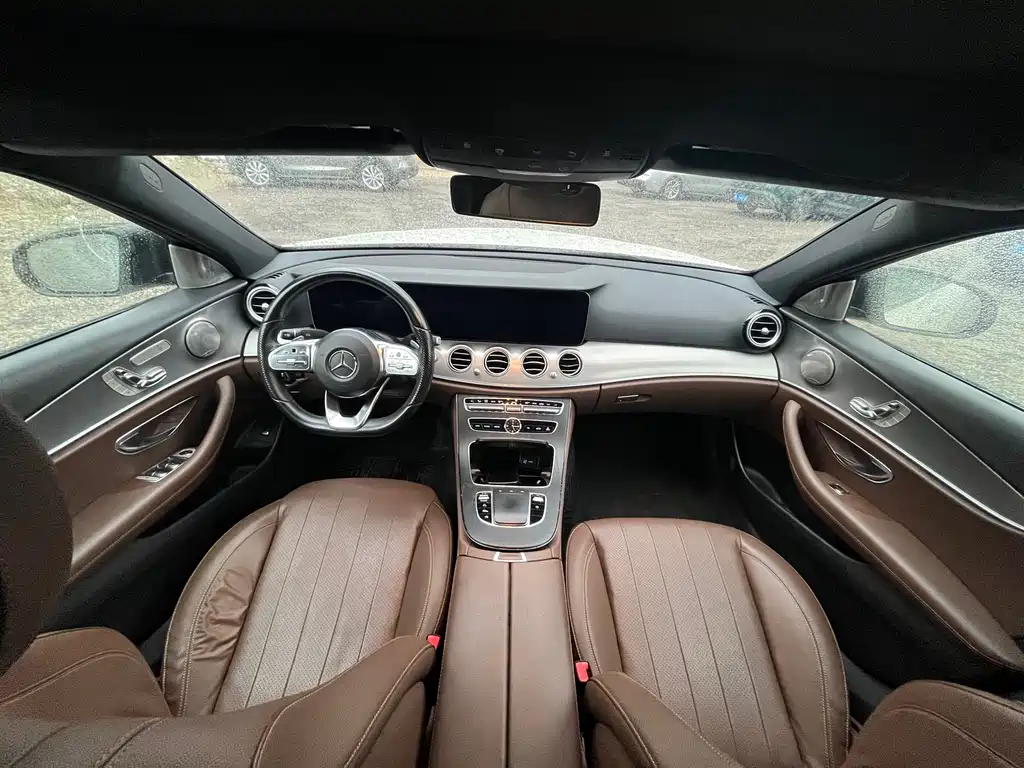 Mercedes-Benz E-Class 2019 — фото 10