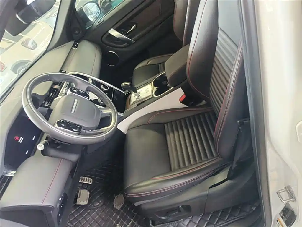 Land Rover Discovery Sport 2021 — фото 15