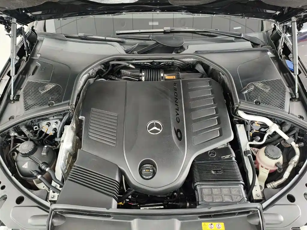 Mercedes-Benz S-Class 2025 — фото 16