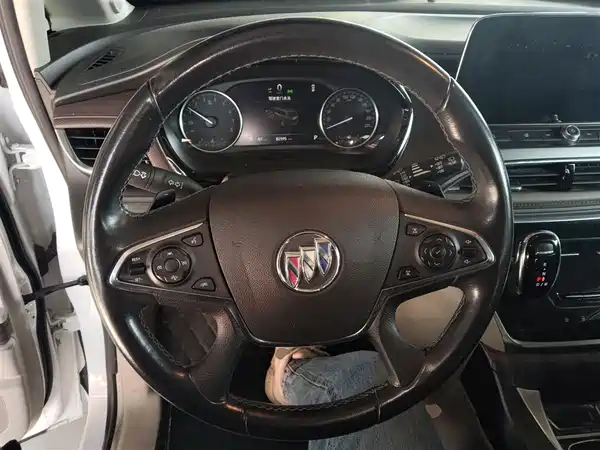 Buick GL8 2021