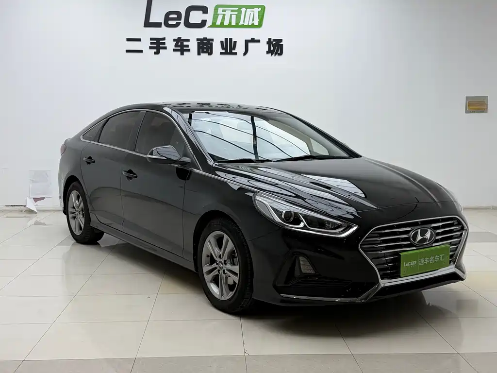 Hyundai Sonata 2017 — фото 2