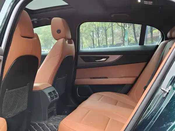 Jaguar XEL 2022