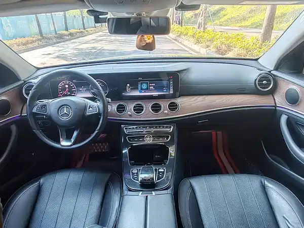 Mercedes-Benz E-Class 2017