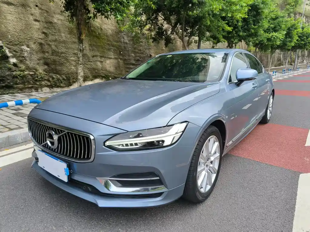 Volvo S90 2020 — фото 1