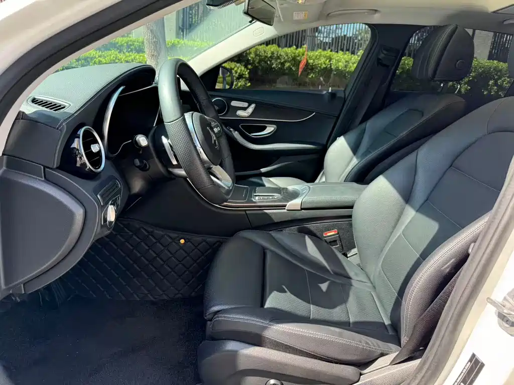 Mercedes-Benz C-Class 2020 — фото 4