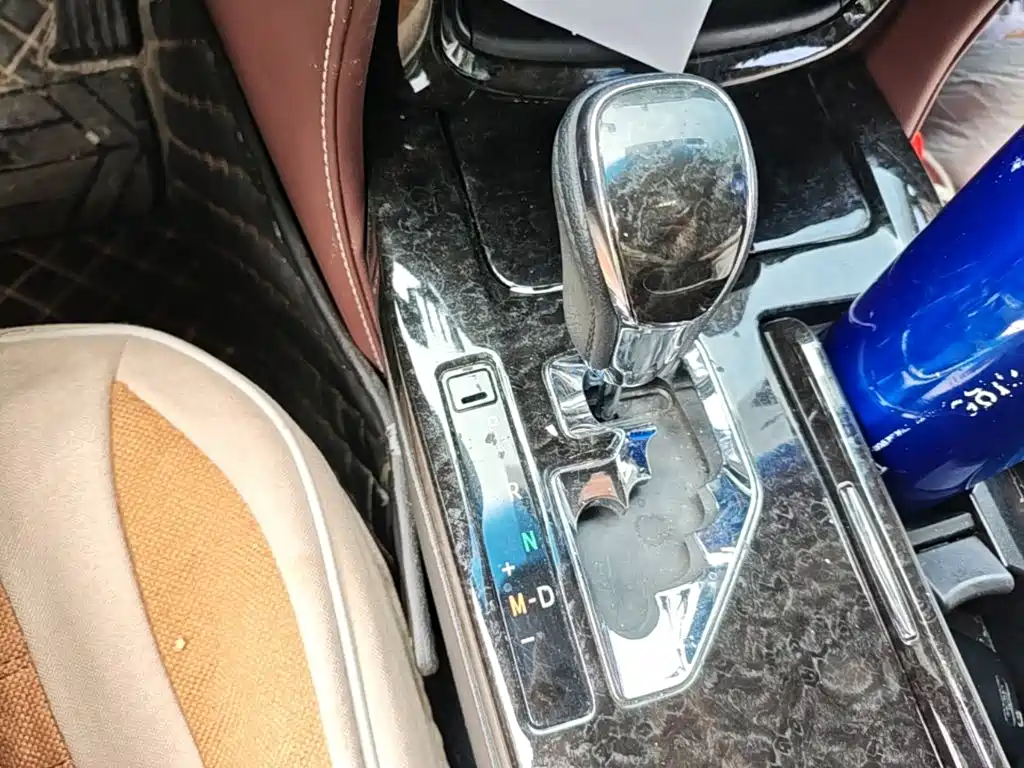Toyota Crown 2018