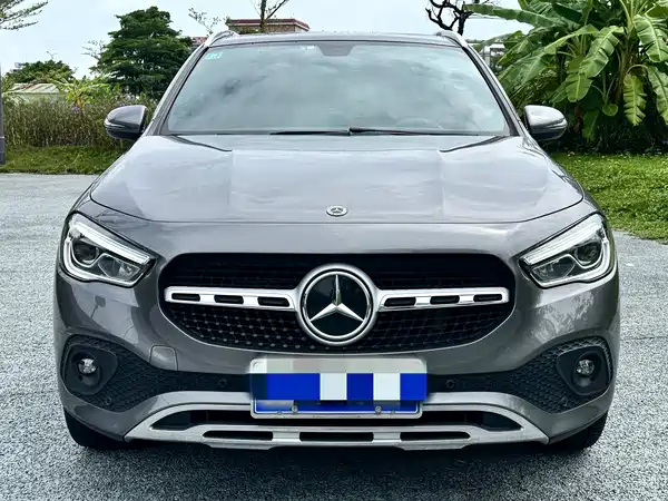 Mercedes-Benz GLA 2021