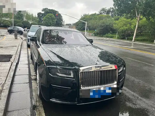 Rolls-Royce Ghost 2024