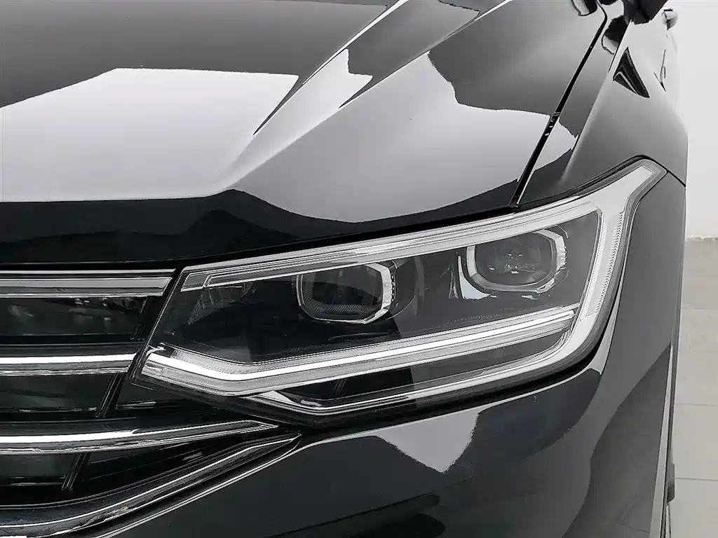 Volkswagen Tiguan L 2024 — фото 7
