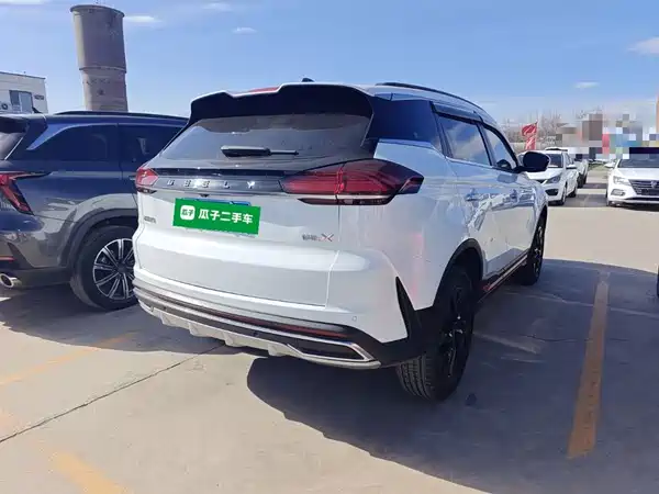 Geely Boyue 2022