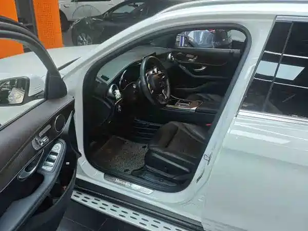 Mercedes-Benz GLC 2022