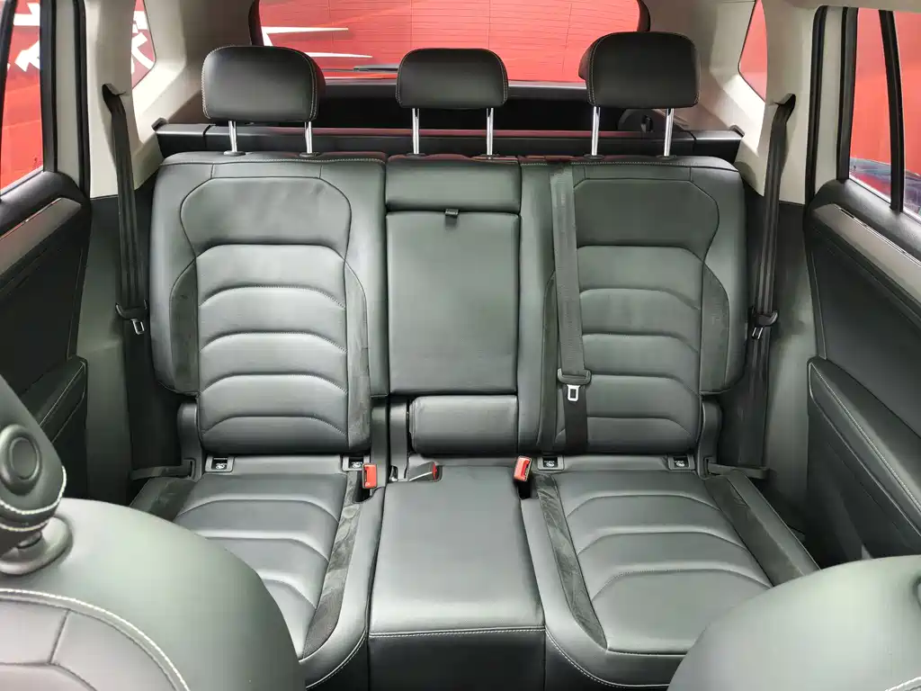 Volkswagen Tiguan L 2018 — фото 22