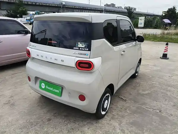 Wuling Hongguang MINIEV 2025