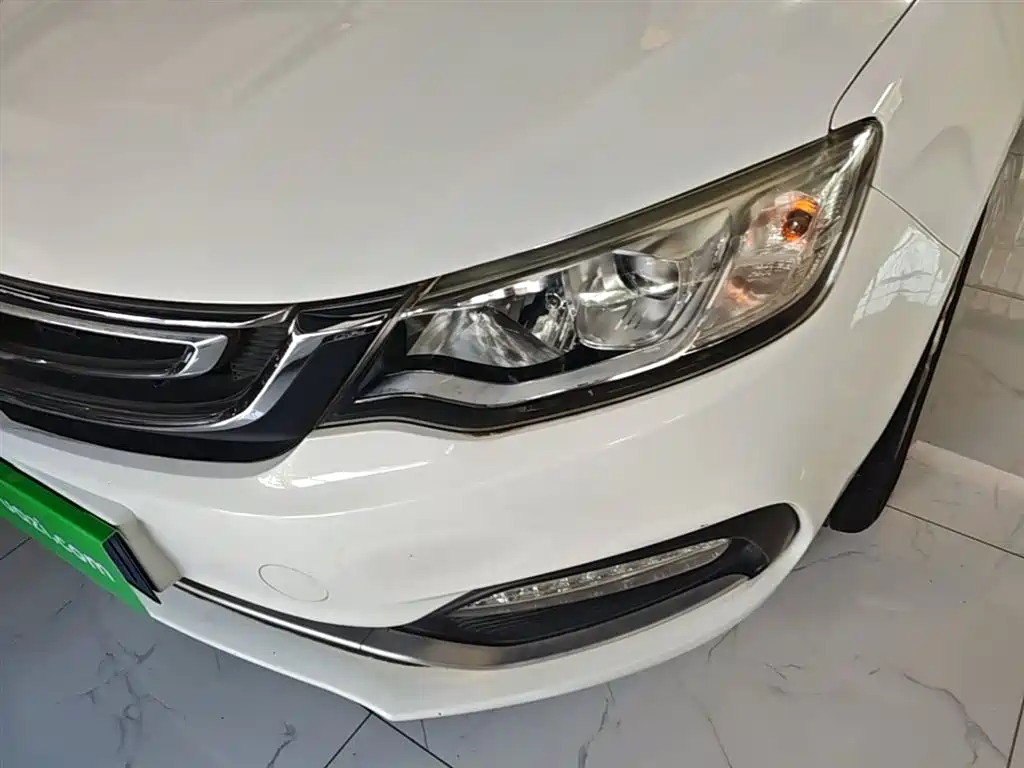 Geely Vision 2018 — фото 24
