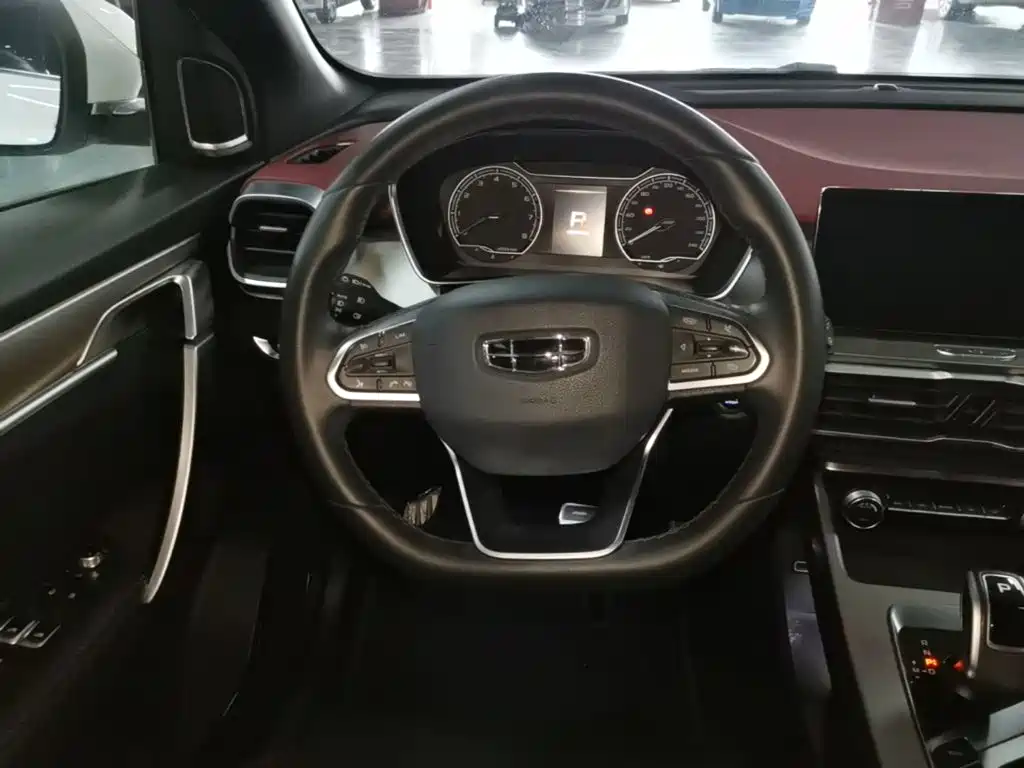 Geely Binyue 2021