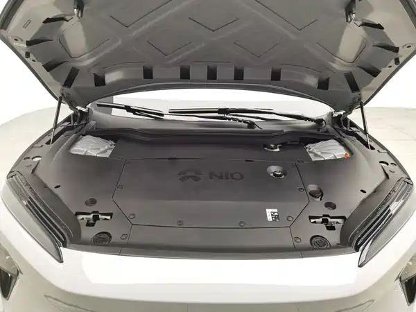 NIO ET5T 2025