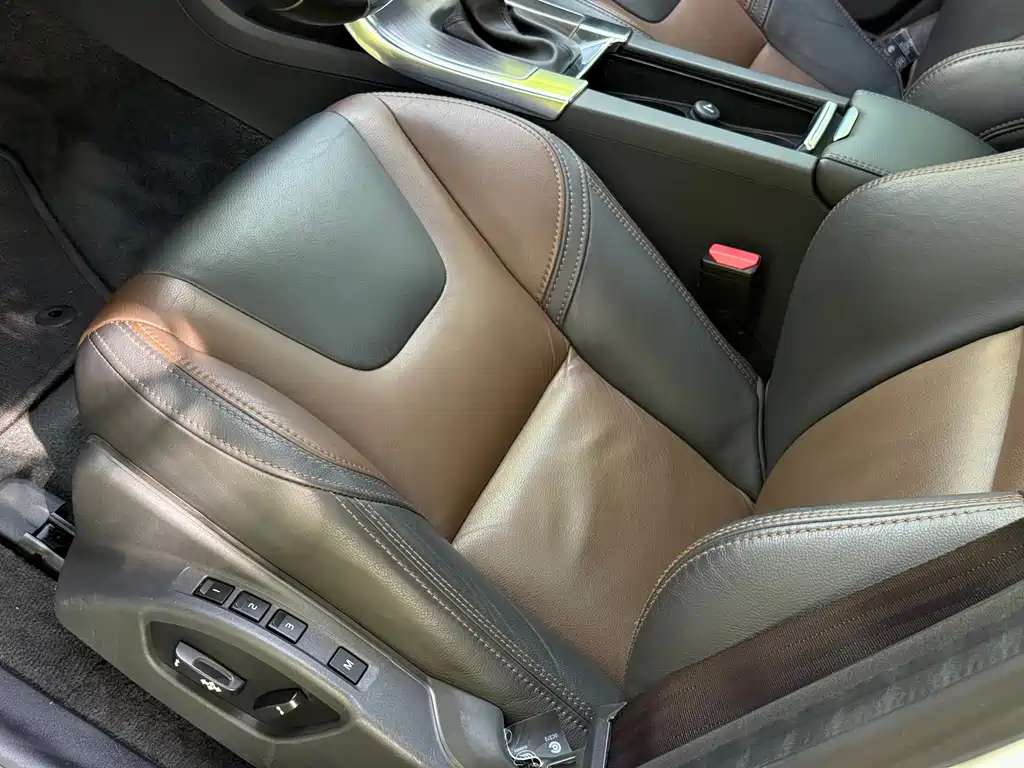 Volvo XC60 2016 — фото 17