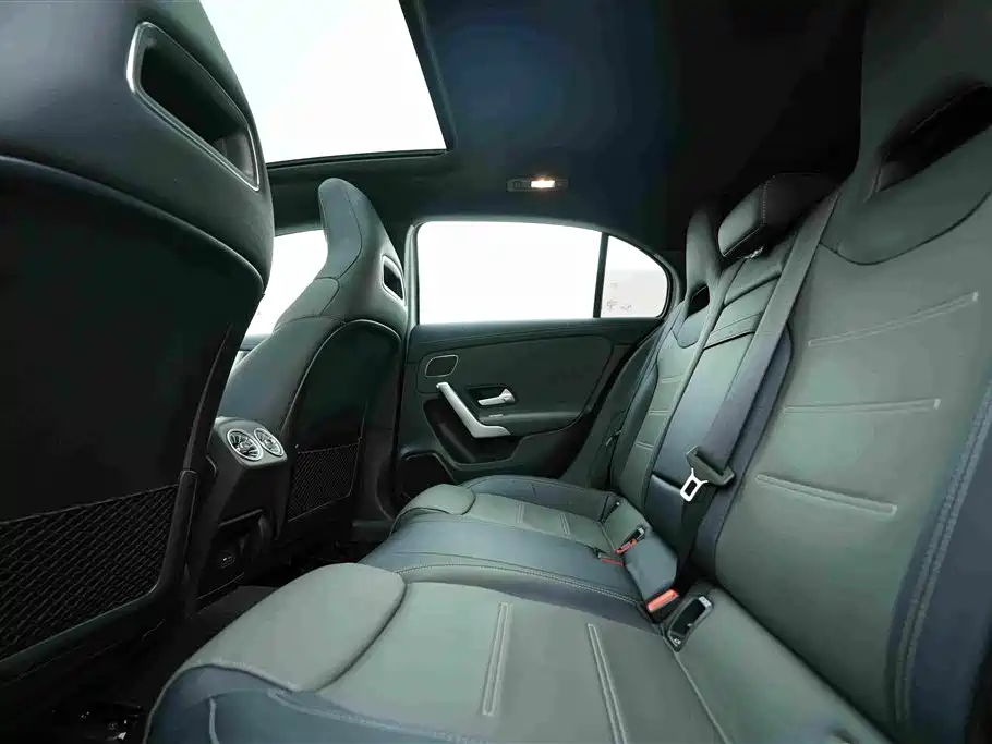 Mercedes-Benz A-Class AMG 2023 — фото 19