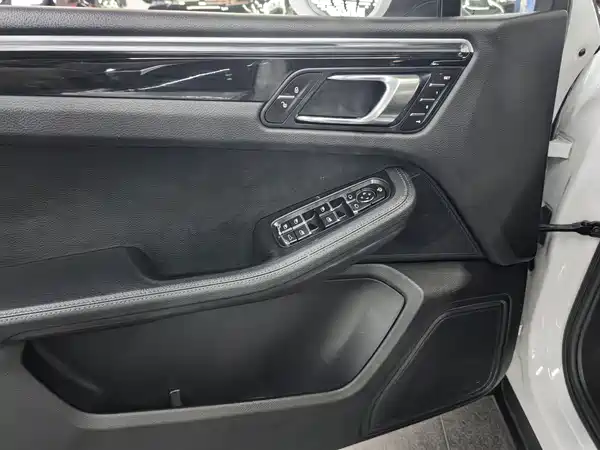 Porsche Macan 2015