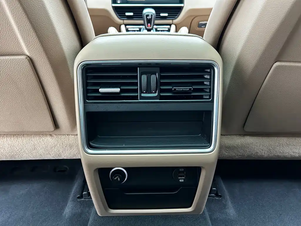 Porsche Cayenne 2018 — фото 18