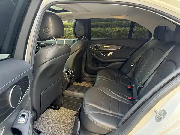 Mercedes-Benz C-Class 2020