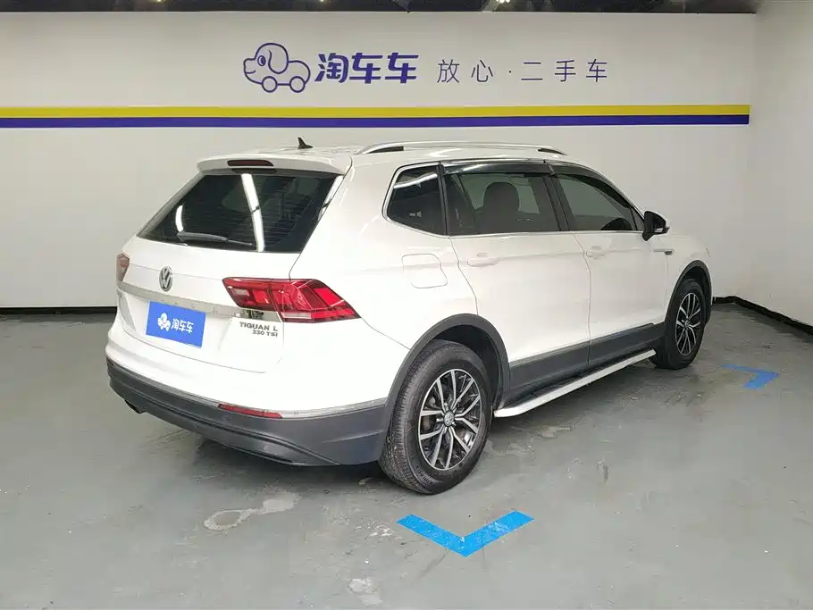 Volkswagen Tiguan L 2017 — фото 3
