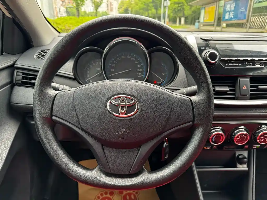 Toyota Vios 2017 — фото 13