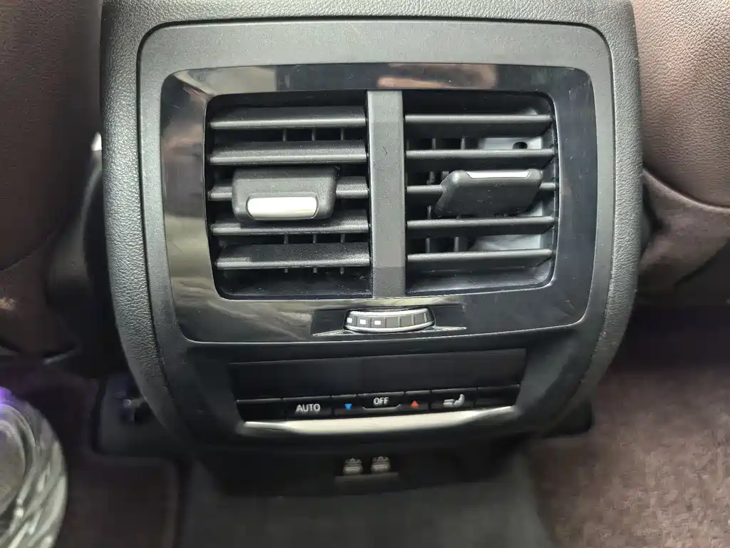 BMW X4 2020 — фото 12