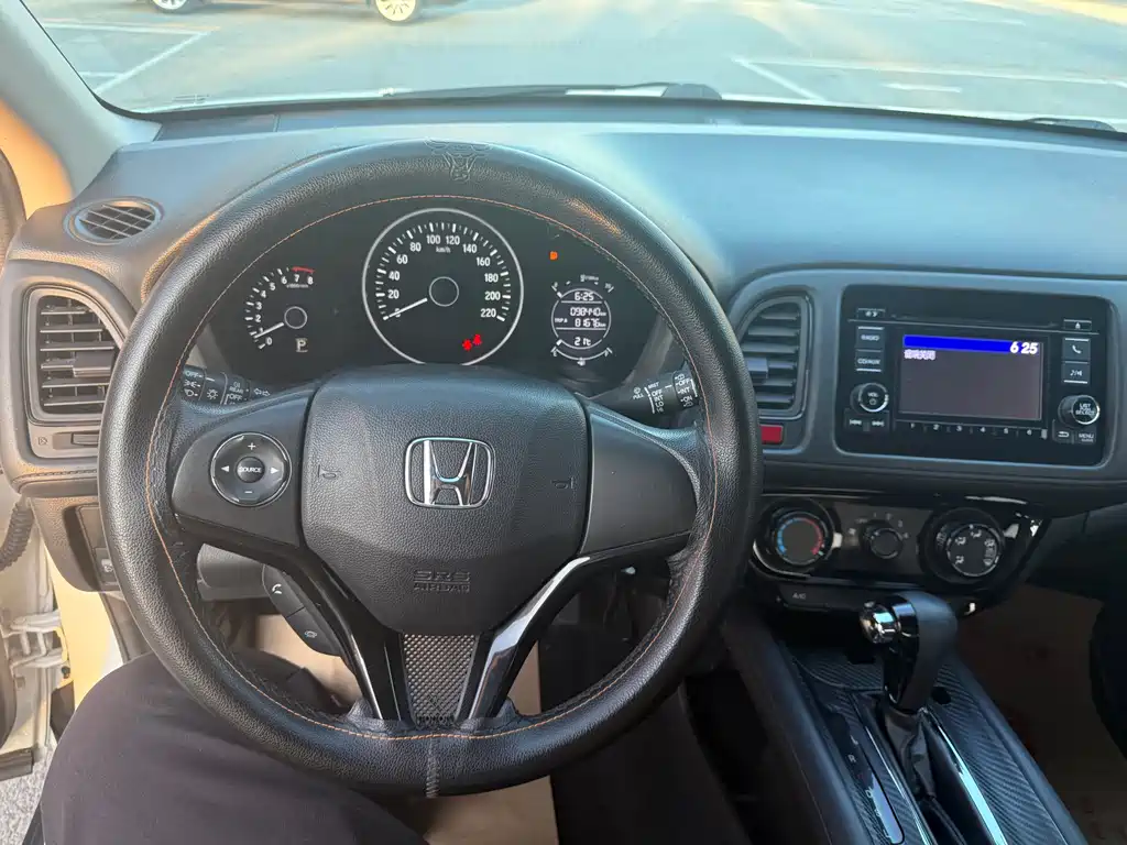 Honda Vezel 2016 — фото 16