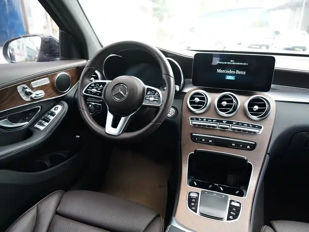 Mercedes-Benz GLC 2022 — фото 12