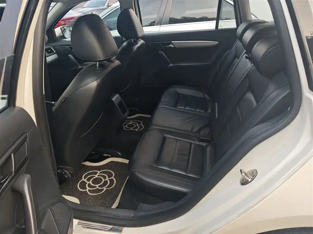 Volkswagen Gran Lavida 2015 — фото 17