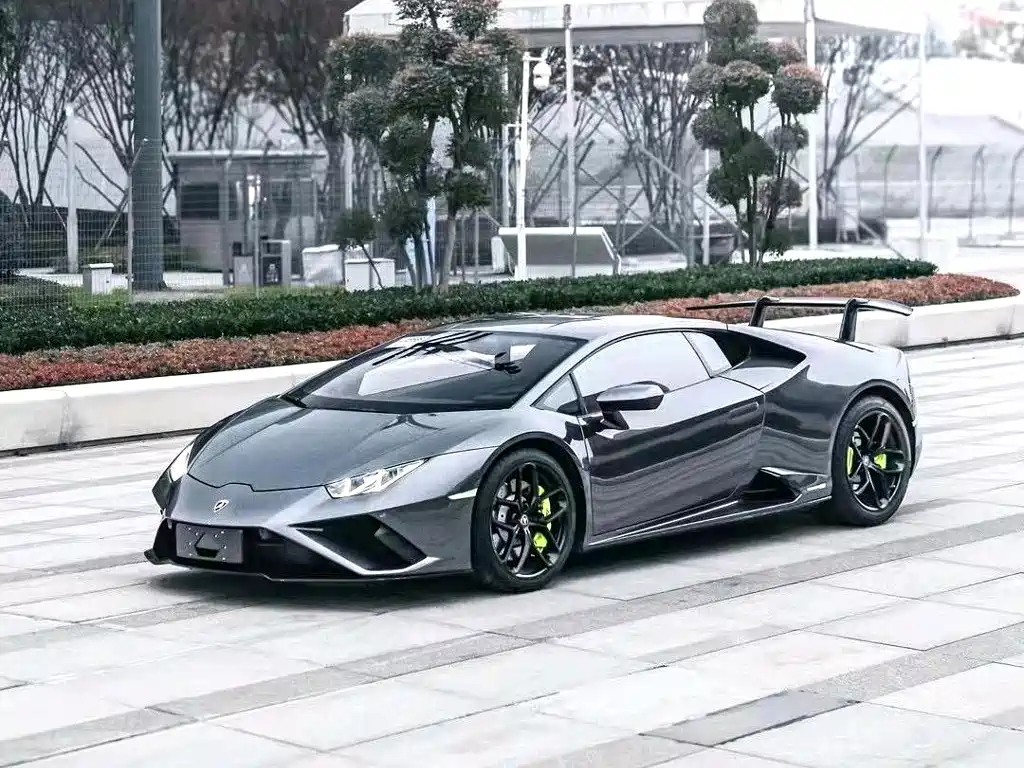 Lamborghini Huracan 2020 — фото 1