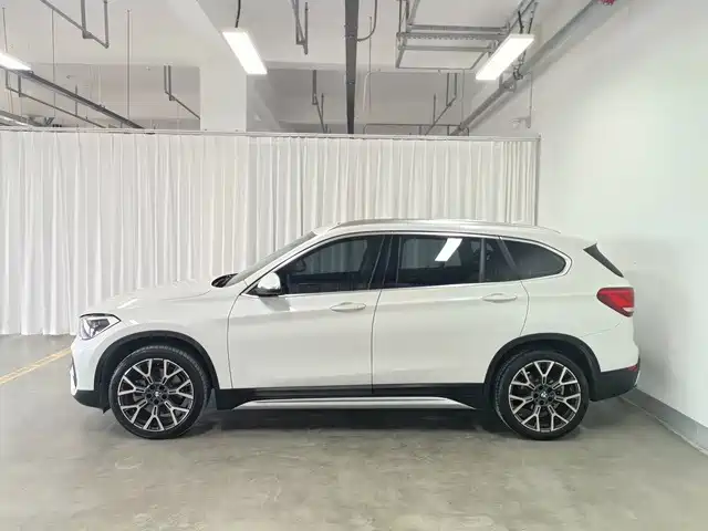 BMW X1 2020 — фото 4