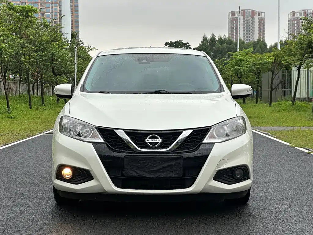 Nissan Tiida 2019