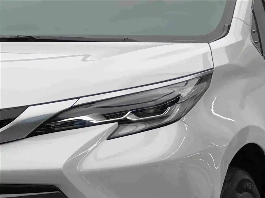 Toyota Sienna 2023