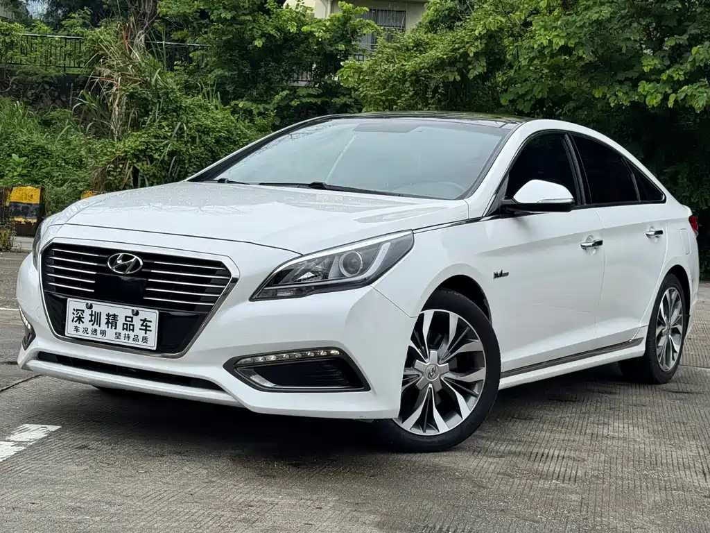 Hyundai Sonata 2017 — фото 1