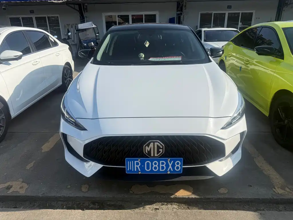 MG MG5 2021
