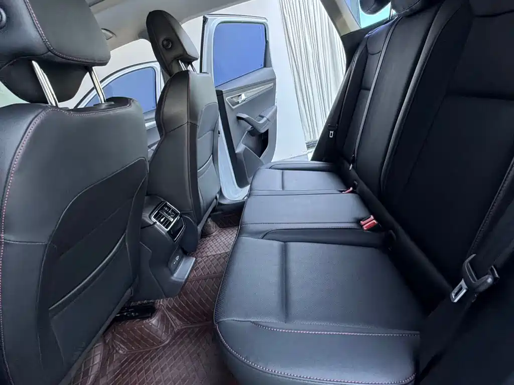Skoda Karoq 2023 — фото 15