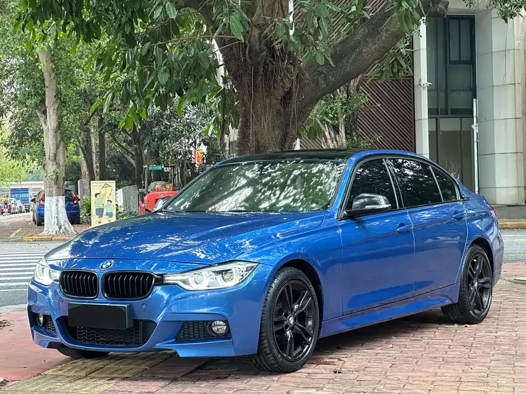 BMW 3 Series 2017 — фото 1