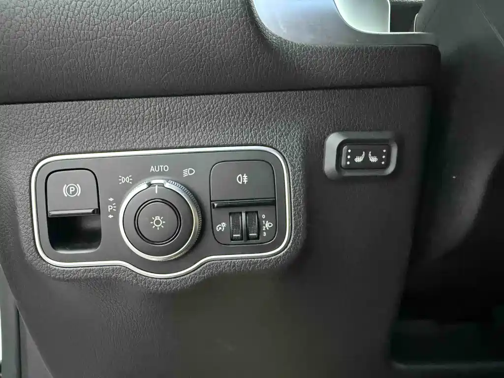 Mercedes-Benz GLB 2020 — фото 12