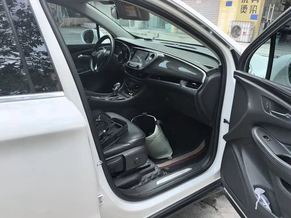 Buick Envision Plus 2018 — фото 20