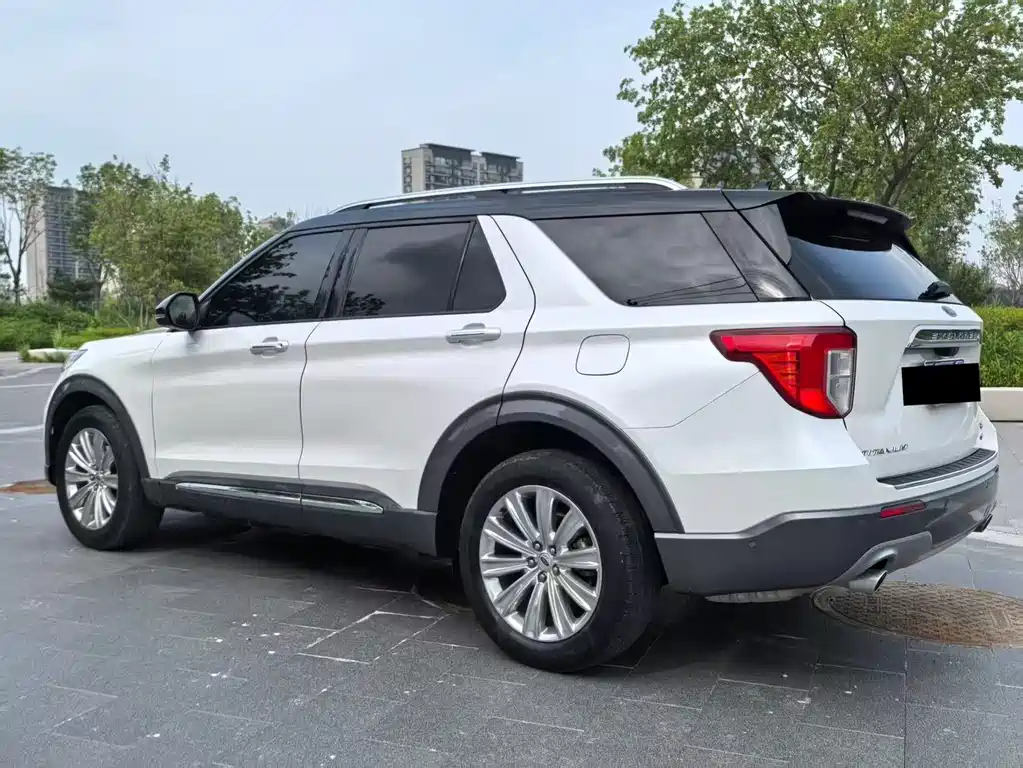 Ford Explorer 2021