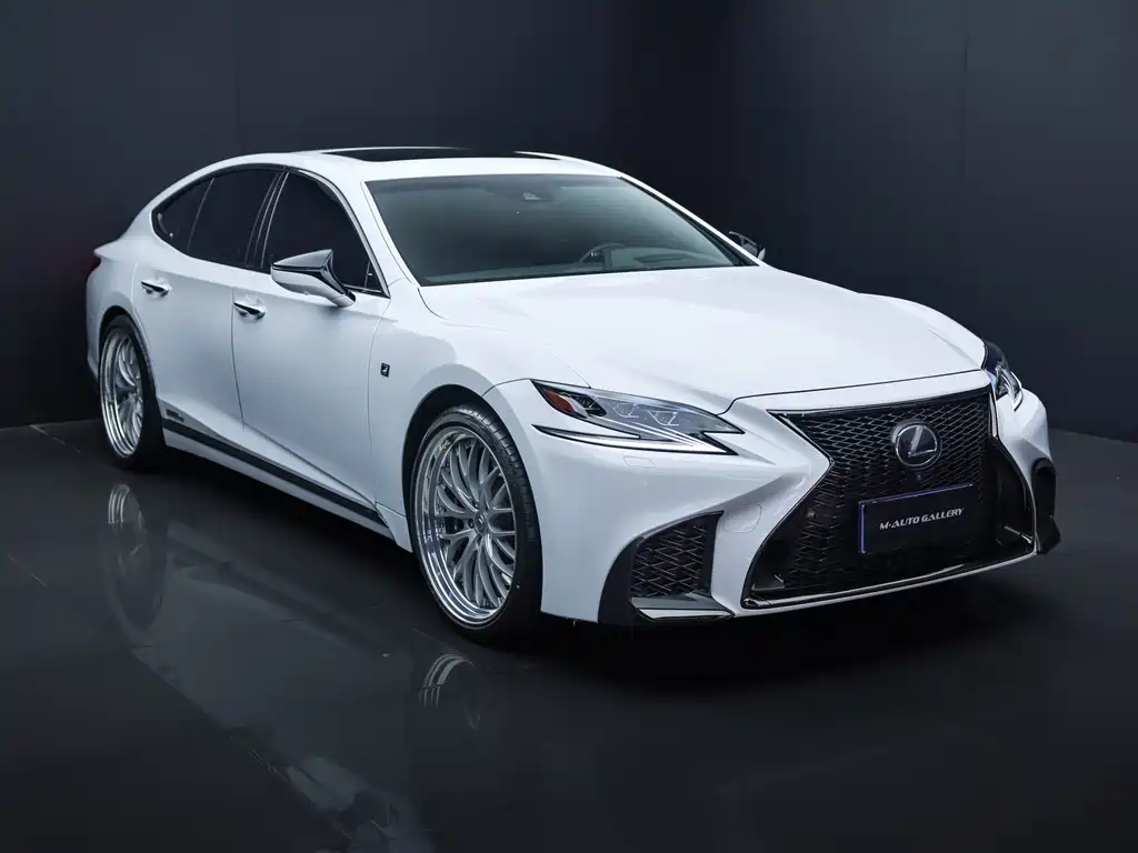 Lexus LS 2018 — фото 3