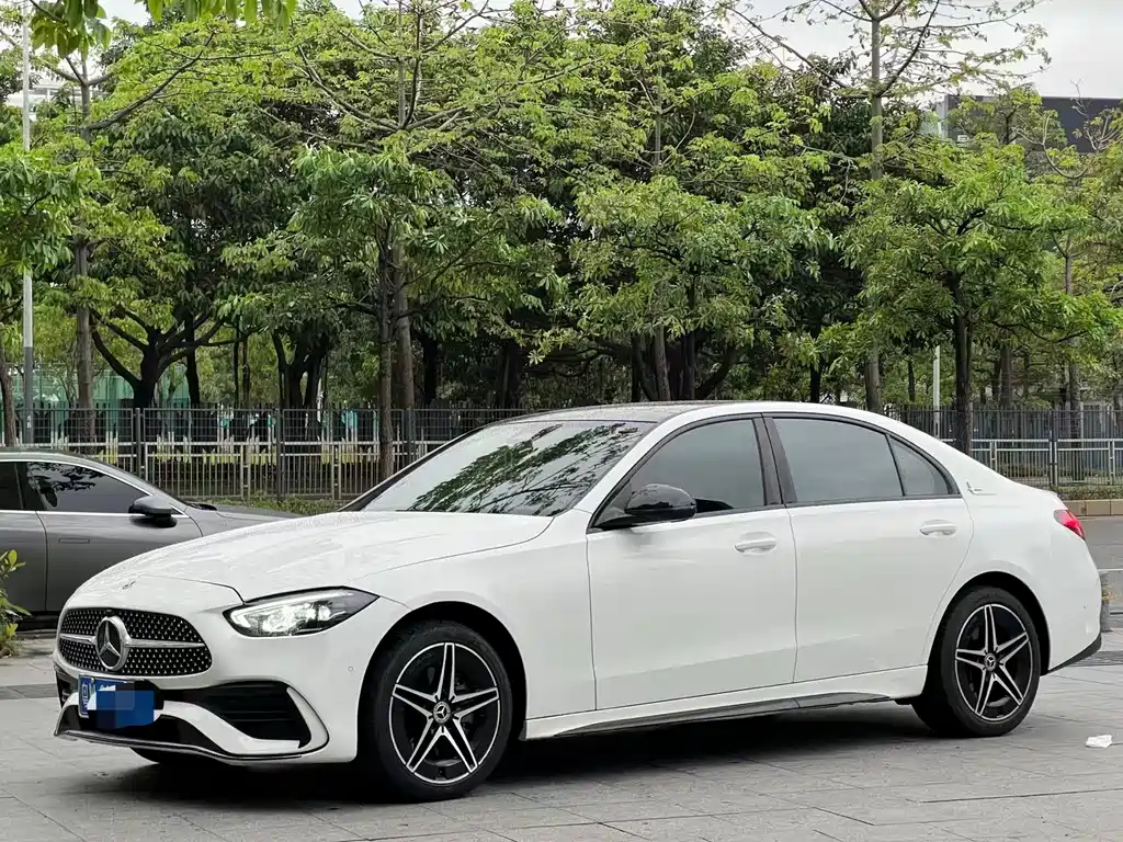 Mercedes-Benz C-Class 2023 — фото 1