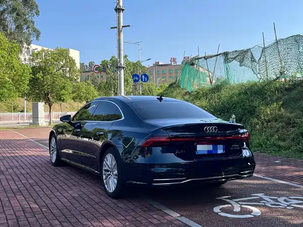 Audi A7L 2023